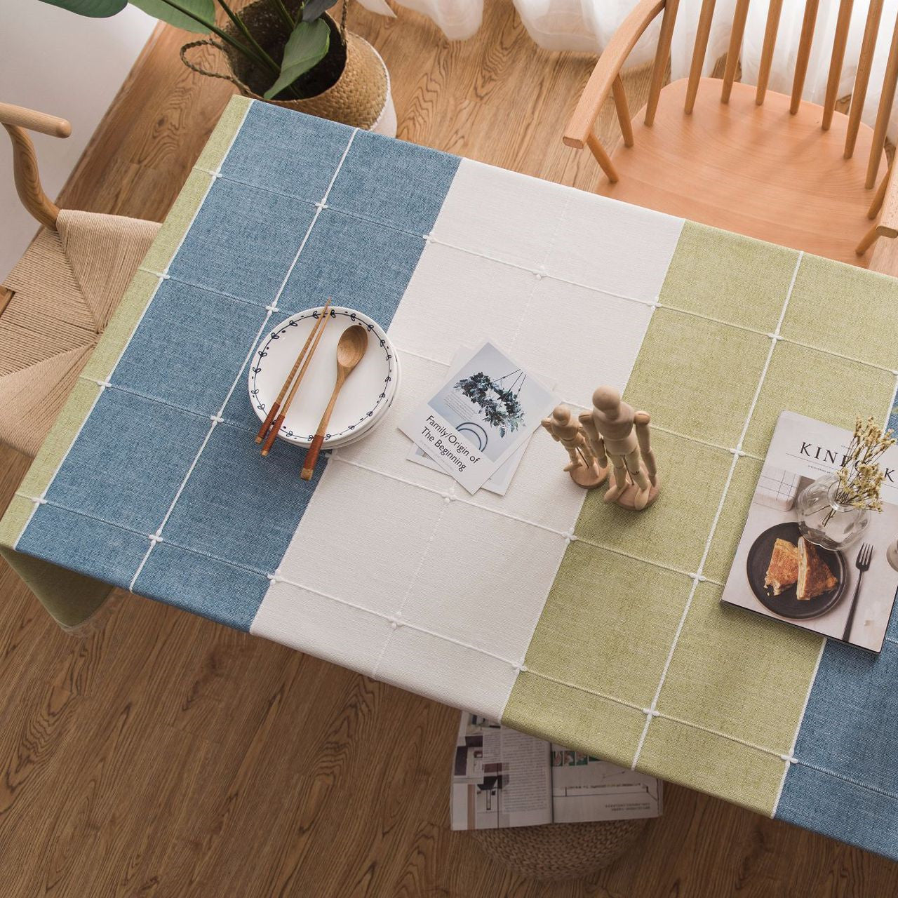 Tasselled Table Cloth