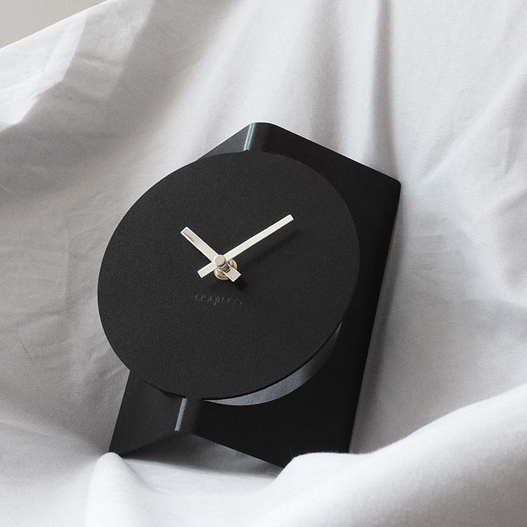 Minimalist Desk Clock