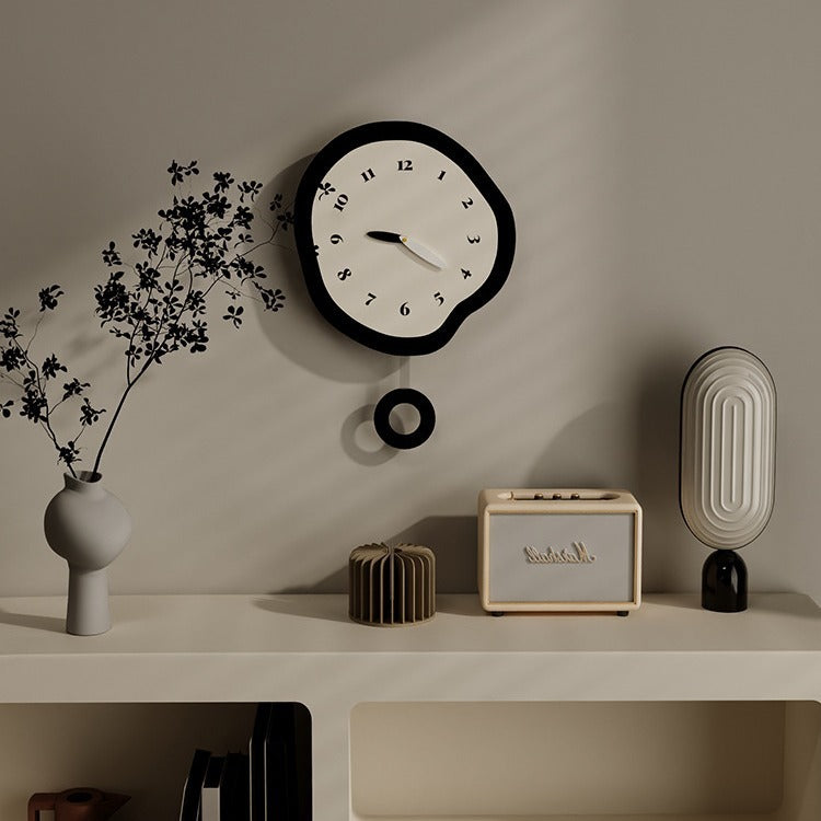 Irregular_Art_Wall_Clock Black and Beige 30 cm