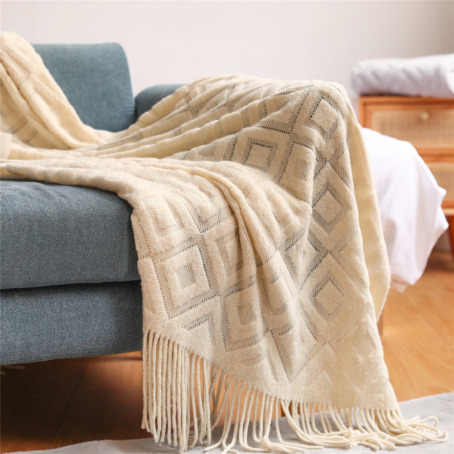 Diamond Weave Tassel Throw