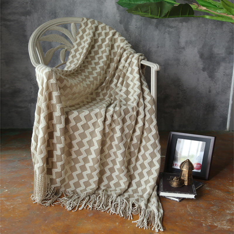 Geometric Knitted Throw, 120x230cm